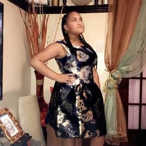 Meet your Posher, Elianny